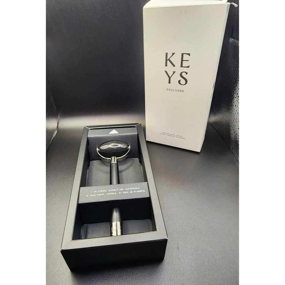 Alicia Keys Soulcare Obsidian Facial Roller For Skin Rejuvenation & Relaxation